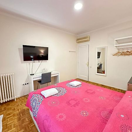 ברצלונה Rooms Villaroel מראה חיצוני תמונה