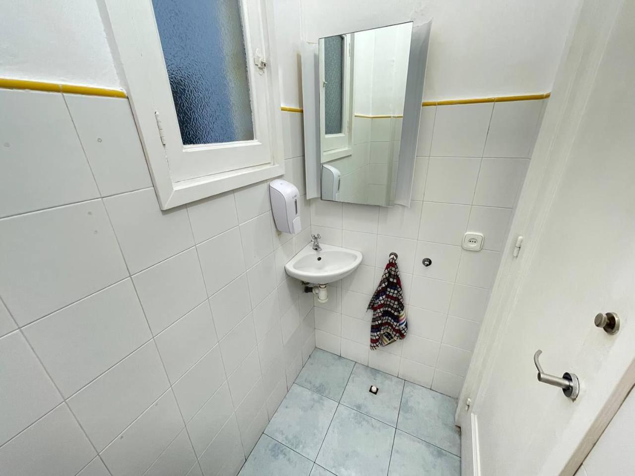 ברצלונה Rooms Villaroel מראה חיצוני תמונה