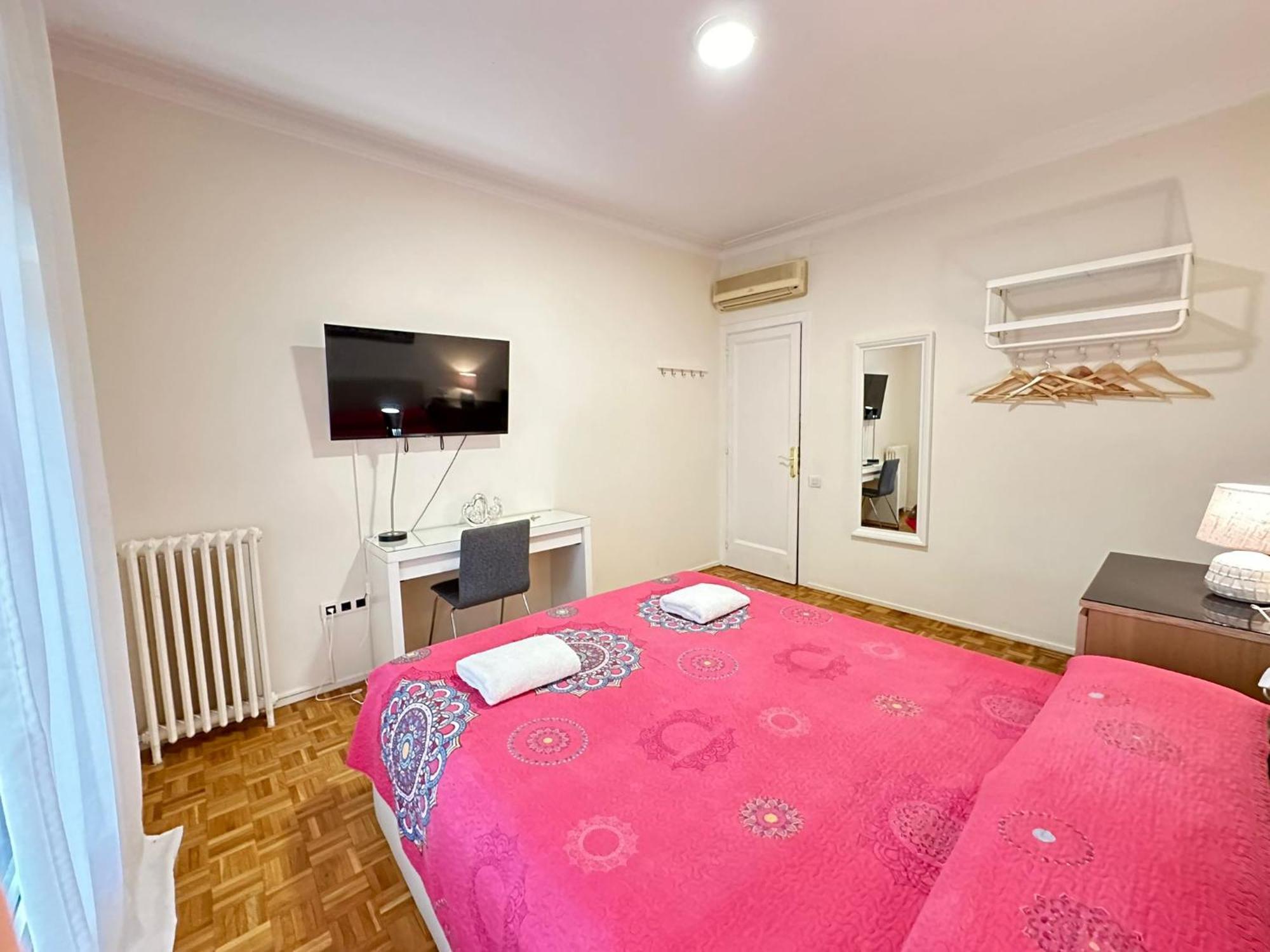 ברצלונה Rooms Villaroel מראה חיצוני תמונה
